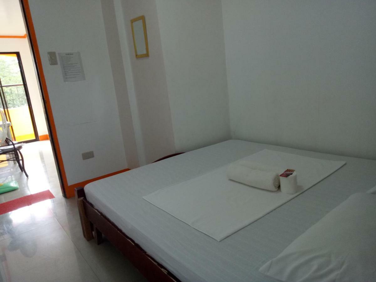 Lan Bless Pension House Coron Exteriör bild