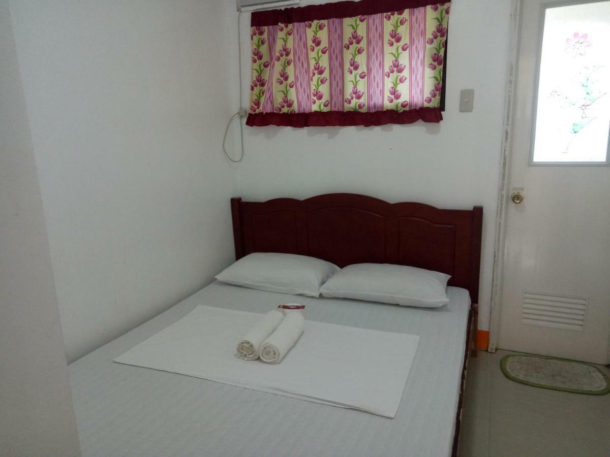 Lan Bless Pension House Coron Exteriör bild